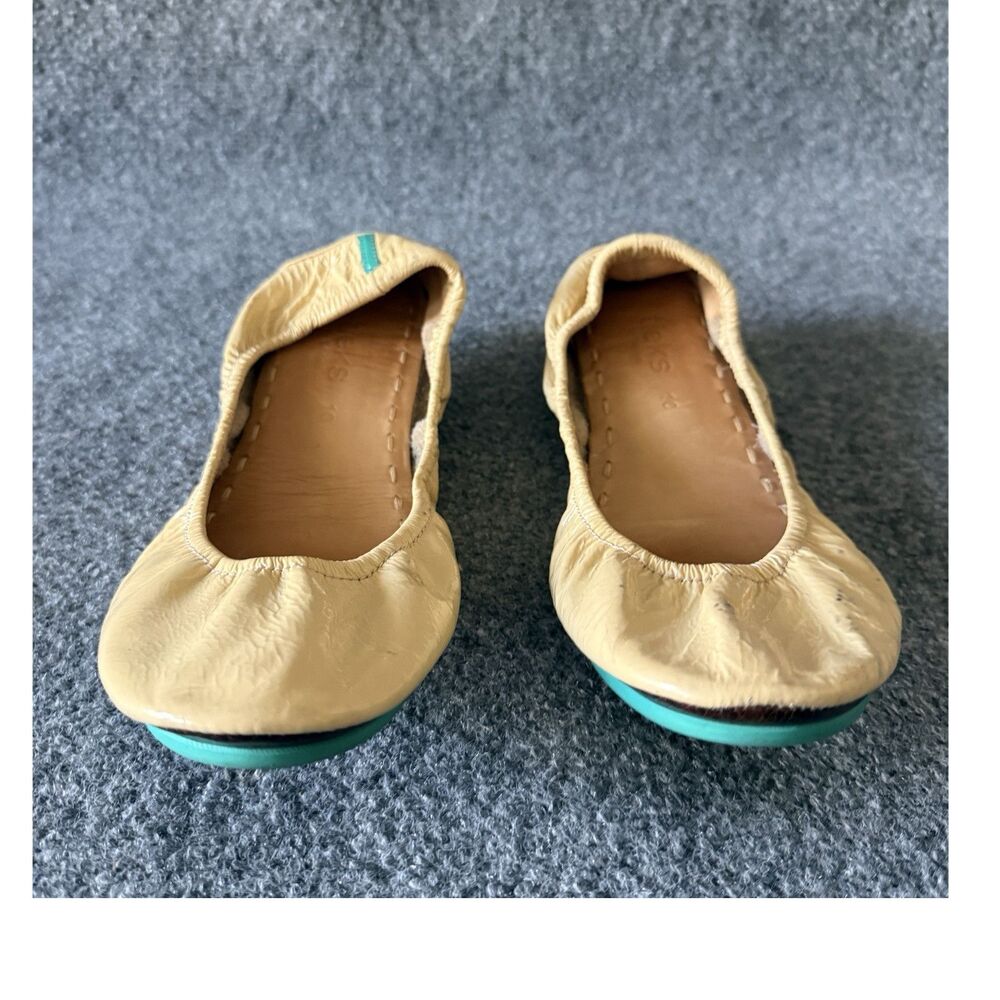 TIEKS by Gavrieli Women's Size 10 Biscotti Cream Patent Ballet Foldable Flats